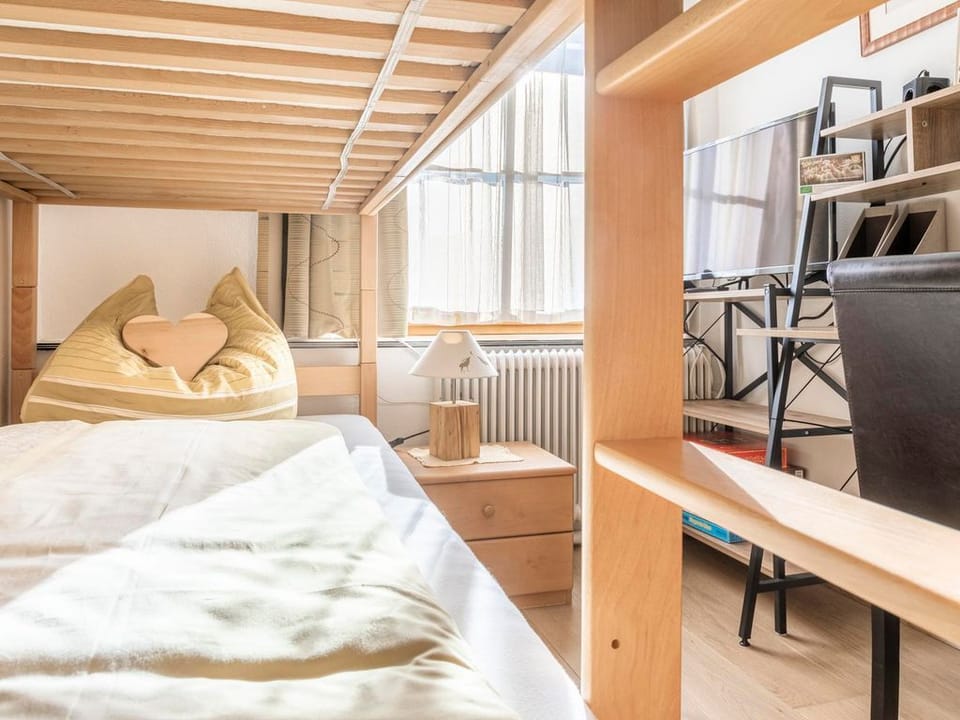 Apartment Mitterberg/living/bedroom/shower, WC - Macheiner, Tonimörtlhof House in Salzburgerland