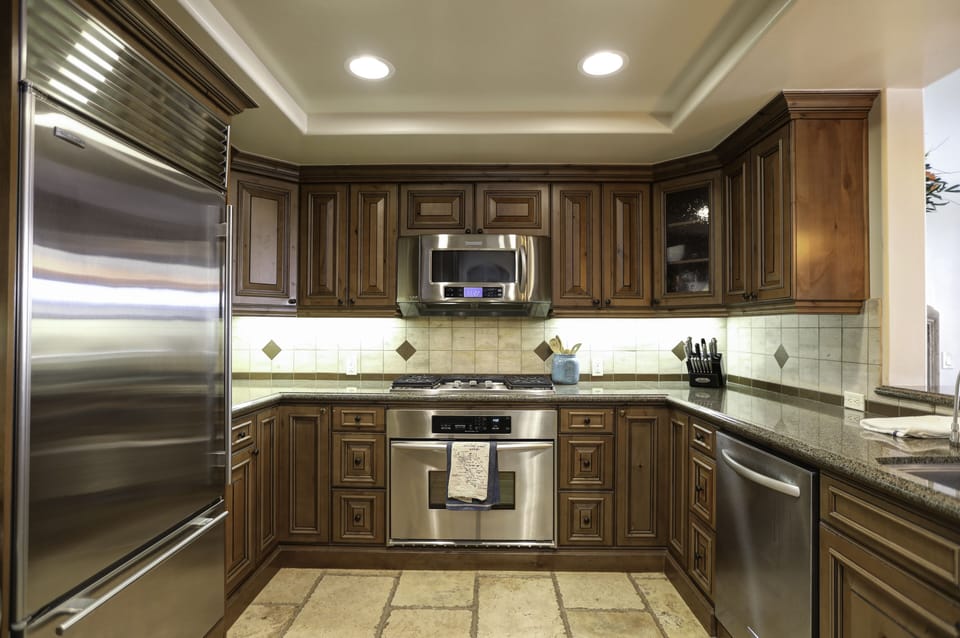 Fully Equipped Gourmet Kitchen Villa Cortez Pismo Beach