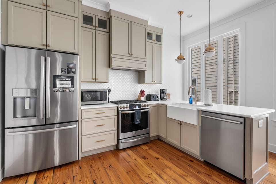 The Palmetto | Next to Cannon Green and Veggie Bin