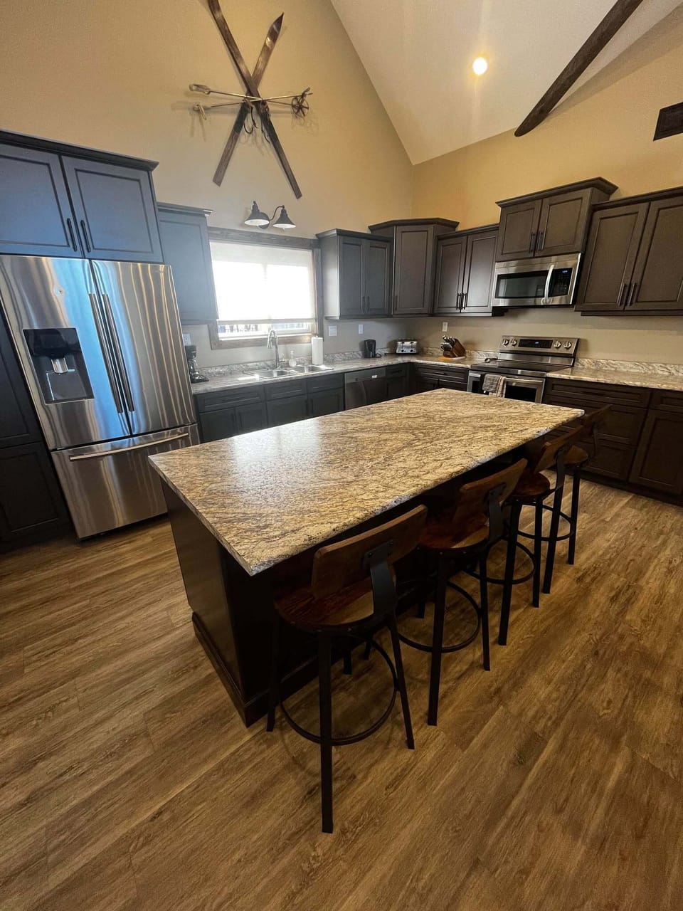 Timber Lodge Cabin Rental (2160)