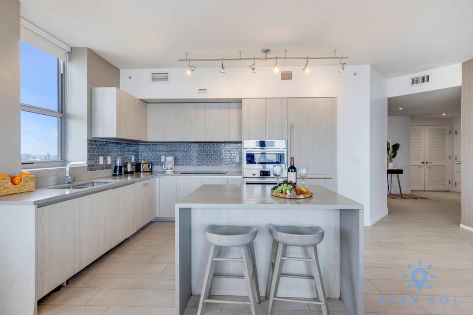 Fully-equipment kitchen
