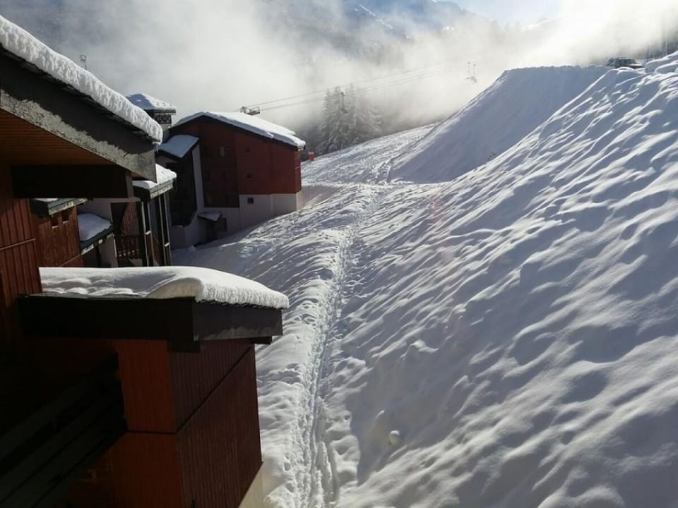 Ski in / ski out