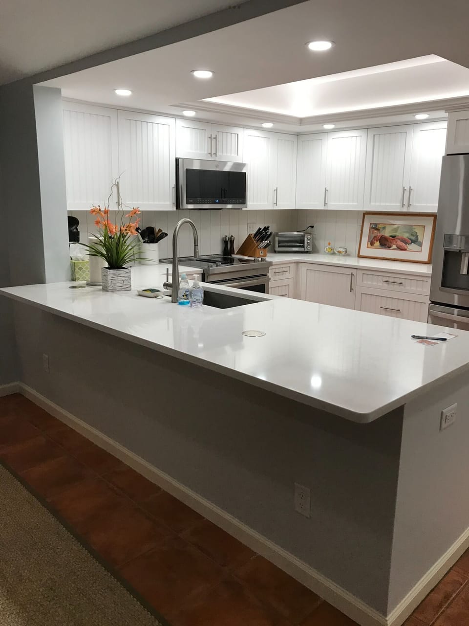 Brand new kitchen, all new lighting, 