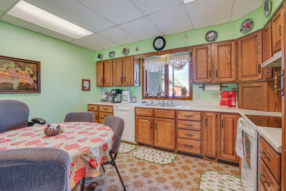 Kitchen | Cooking Basics | Drip Coffee Maker | Dishwasher