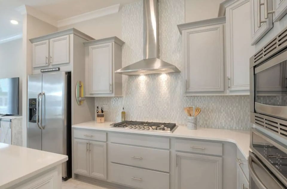 Chef's Kitchen - Fully Equipped