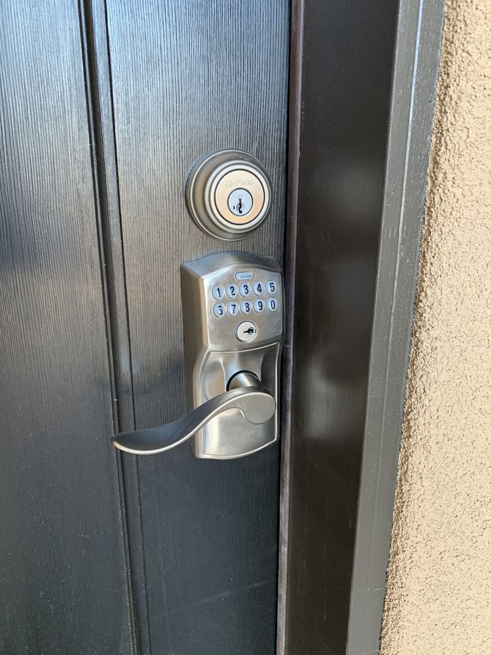 Self check-in on your own schedule through the keypad on the front door.