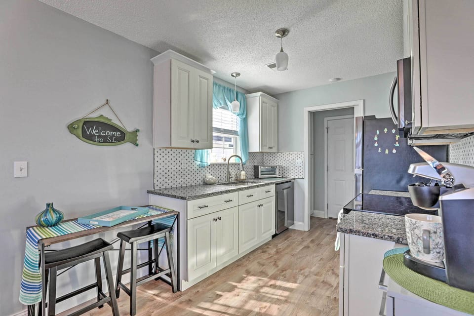 Kitchen | Cooking Basics Supplied