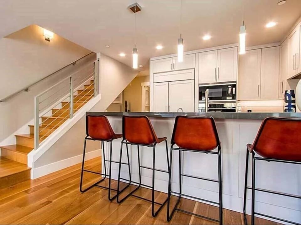 Kitchen (2)