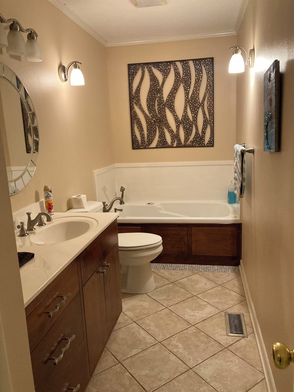 Hall Bathroom with Jetted Tub.