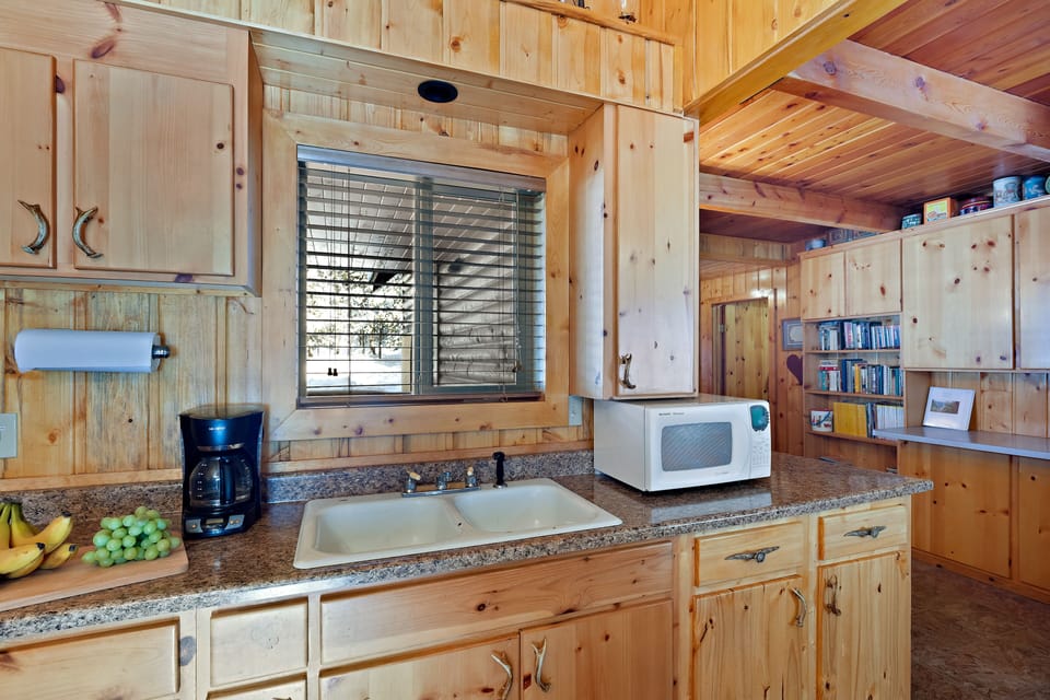 Restoration Pines ~ NO dishwasher