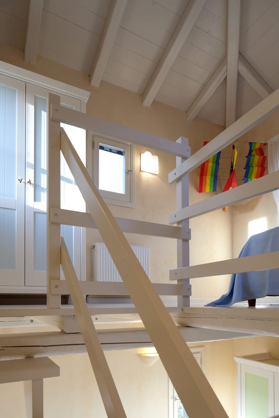 Upper floor of the double-deck bedroom