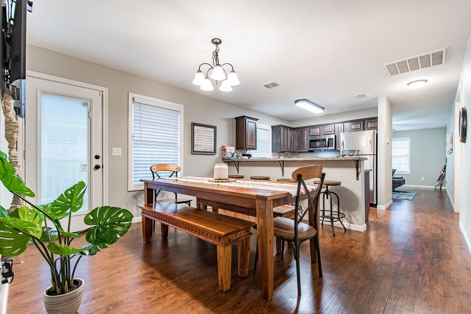 Tons of seating around the table for friends and family.
