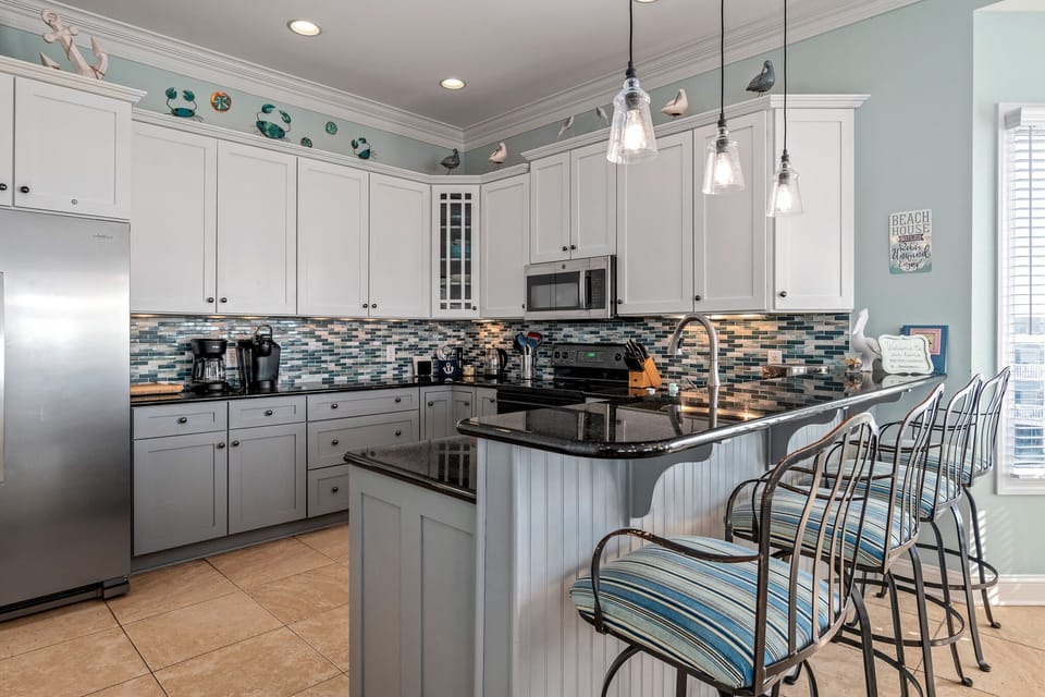 Fully stocked Kitchen