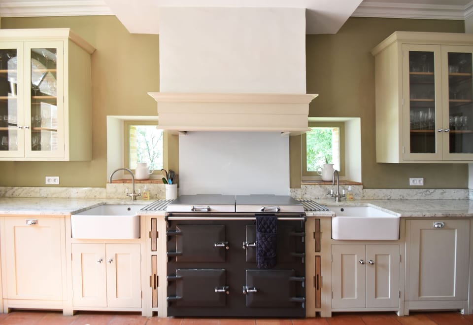 The Everhot range with 2 ovens, a hot plate, an induction hob & plate warmer