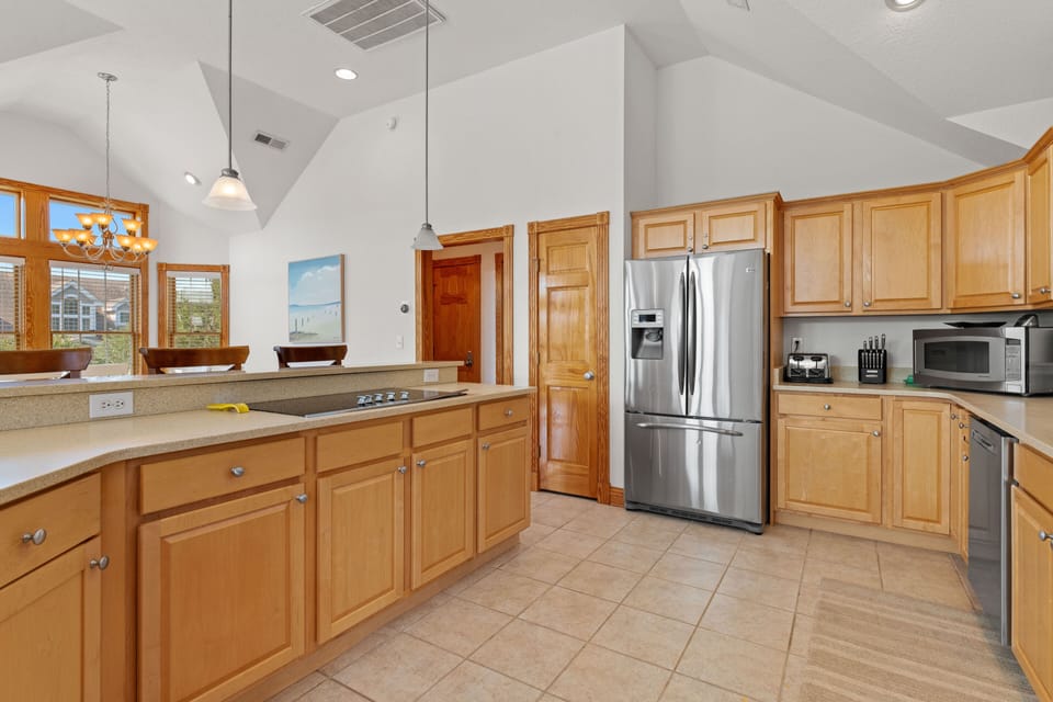 Kitchen - Top Level