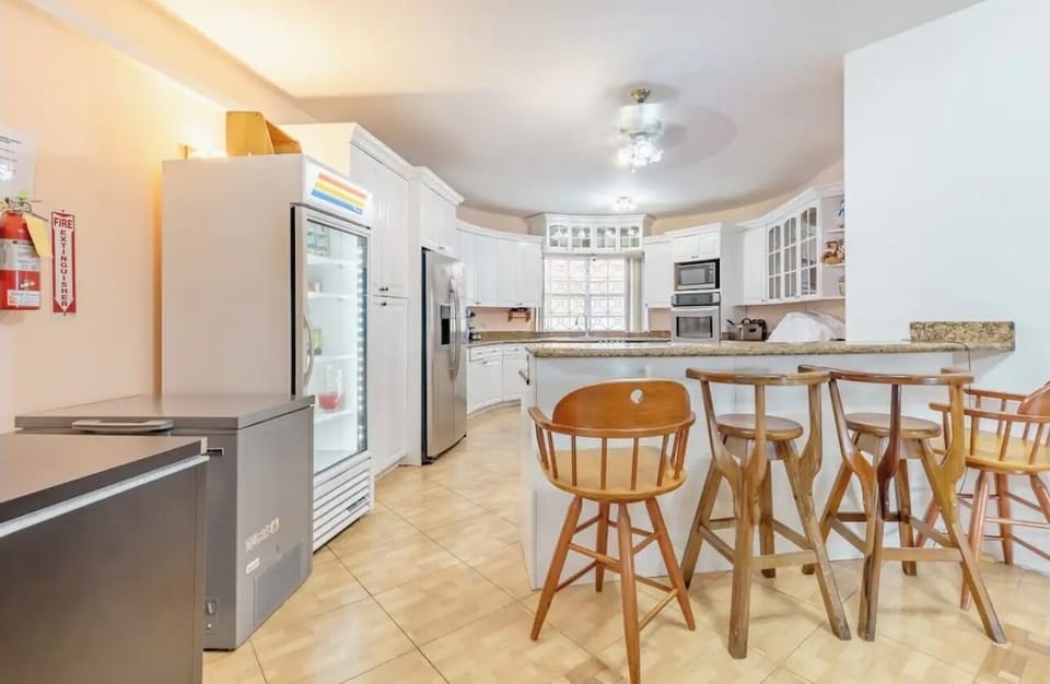 Main Kitchen 