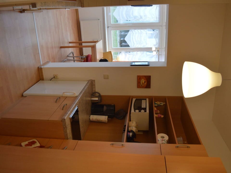 Property, Wood, Window, Building, Interior Design, Floor, Flooring, Hardwood, Plywood