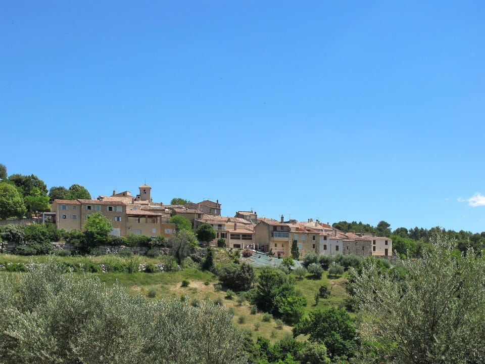 Snow, Sky, Cloud, Mountain, Building, Slope, Tree, Plant, House, Natural Landscape