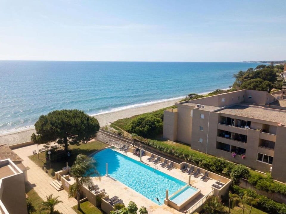 Residential Area, Apartment, Sea, Swimming Pool, Resort, Coast, Condominium, Coastal And Oceanic Landforms, Ocean, Shore
