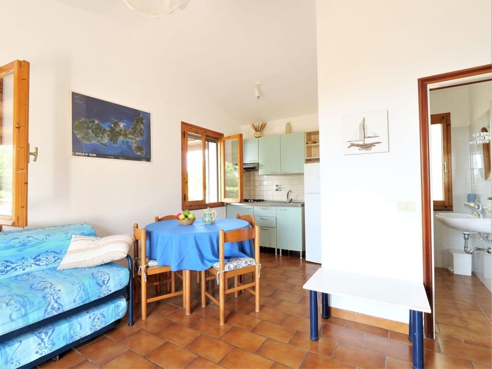 Mirror, Property, Furniture, Blue, Picture Frame, Wood, Interior Design, Table, Flooring, Sink