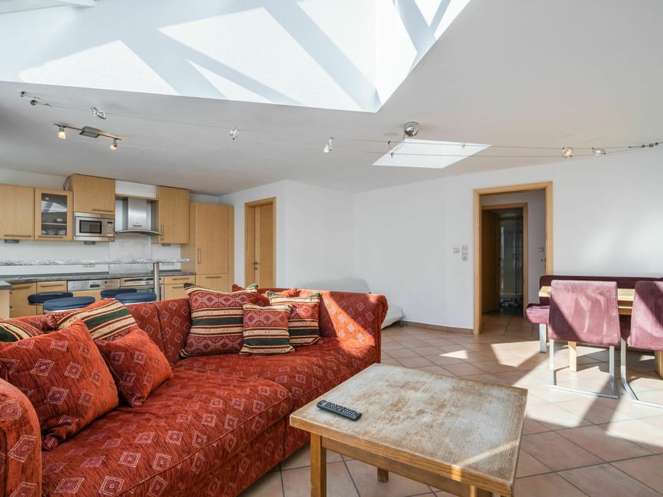 Property, Furniture, Couch, Table, Comfort, Wood, Architecture, Interior Design, Flooring