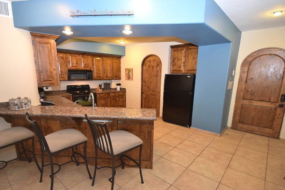 KITCHEN:  Fully Stocked