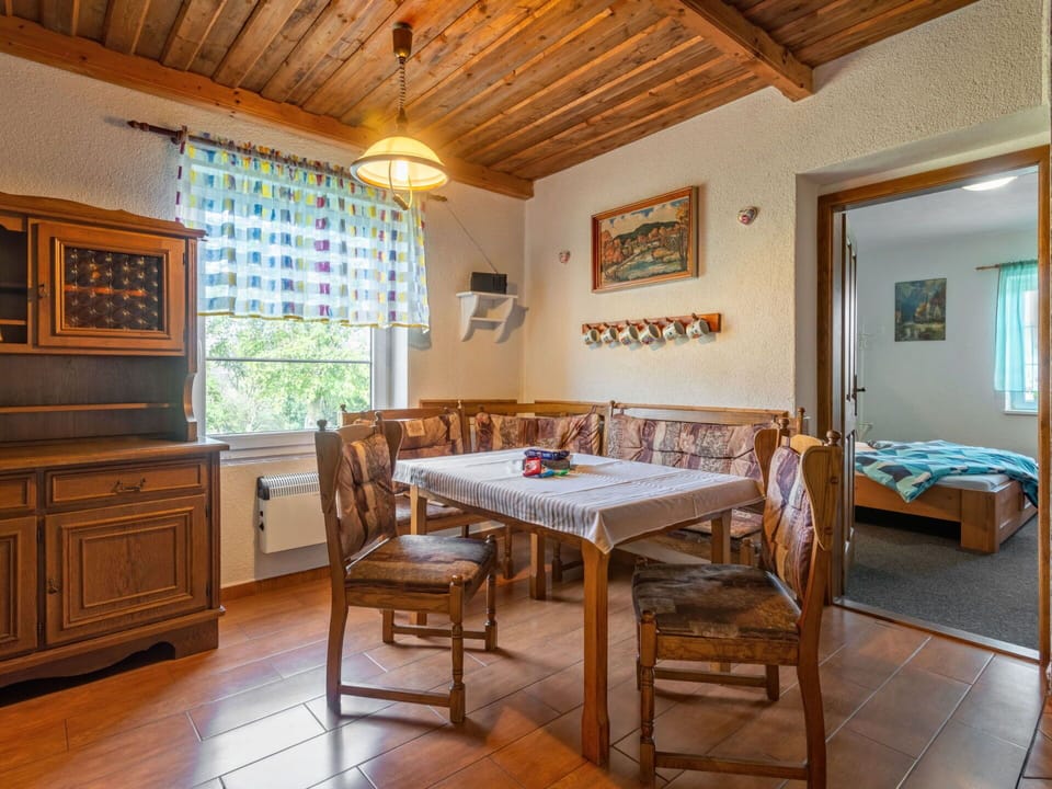 Property, Furniture, Picture Frame, Table, Wood, Window, Cabinetry, Interior Design, Flooring, Floor