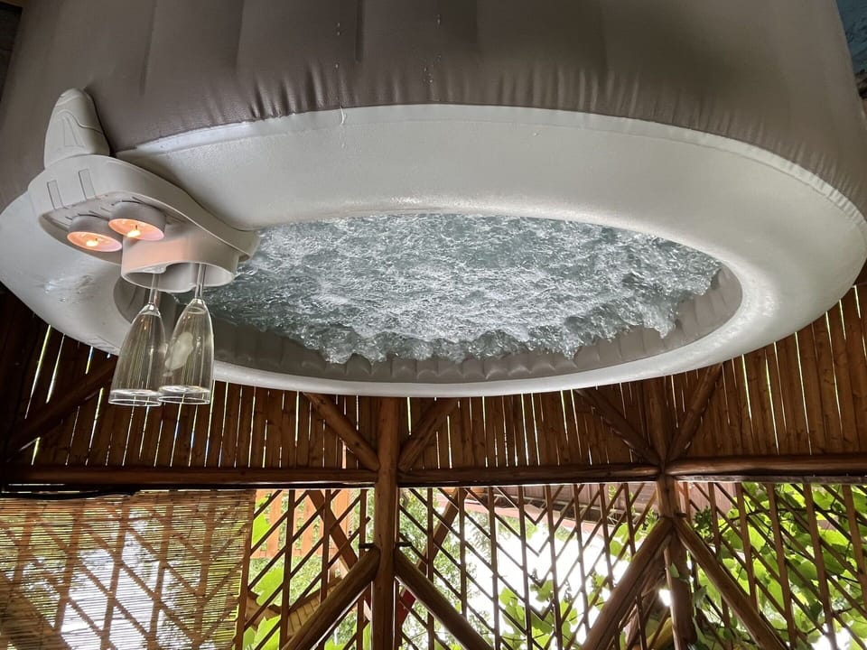 Light, Tints And Shades, Shade, Ceiling, Glass, Water, Metal