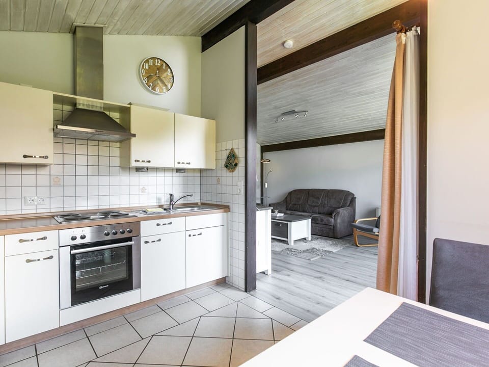 Tap, Cabinetry, Sink, Property, Countertop, Furniture, Building, Kitchen Sink, Plumbing Fixture, Wood
