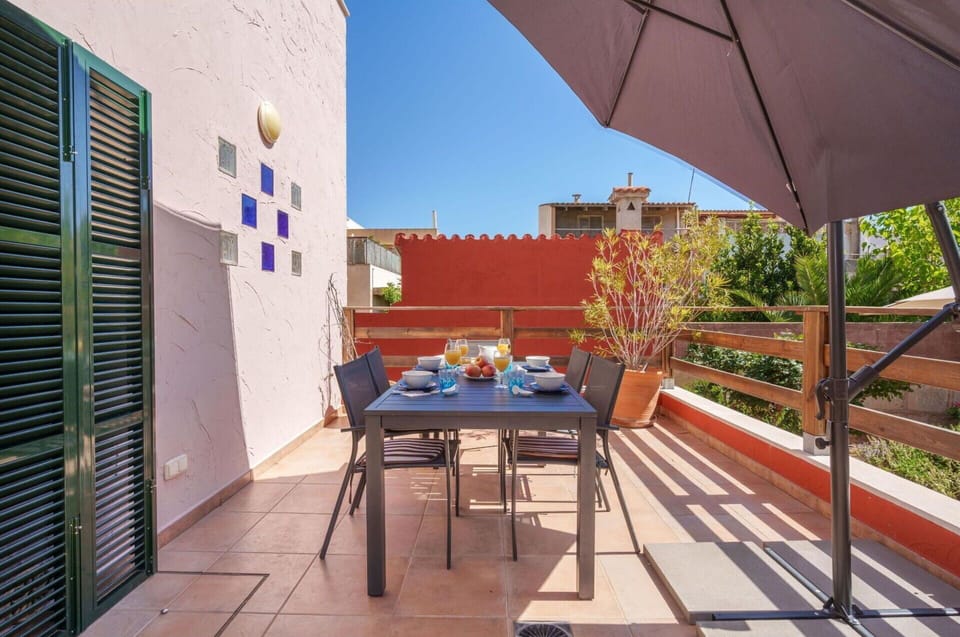 Table, Property, Furniture, Building, Azure, Plant, Wood, Chair, Outdoor Furniture, Shade