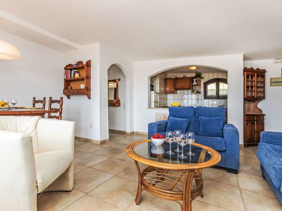Table, Furniture, Couch, Picture Frame, Comfort, Wood, Interior Design, Studio Couch, Floor, Flooring