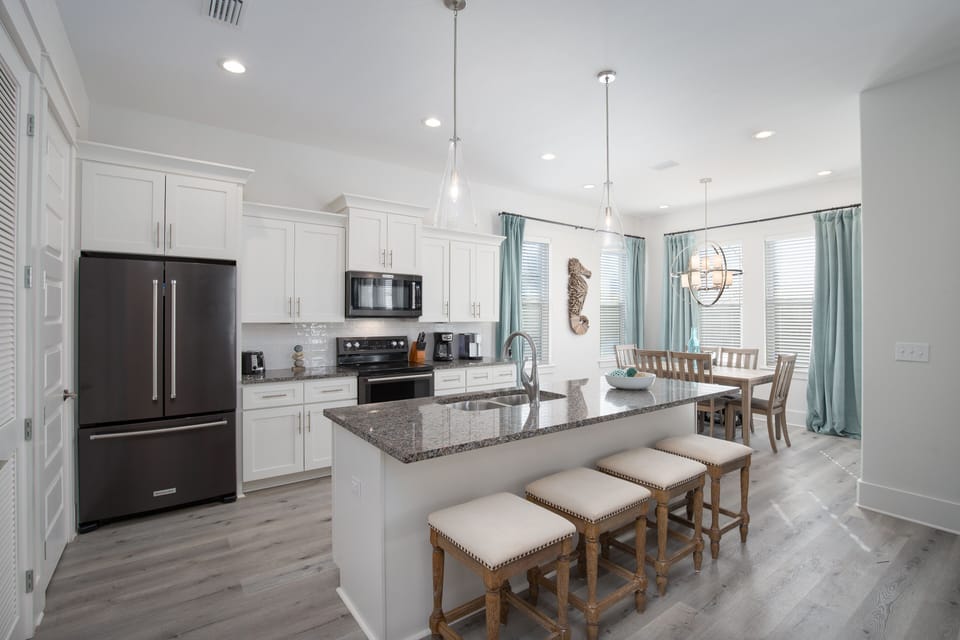 Kitchen with modern applicances