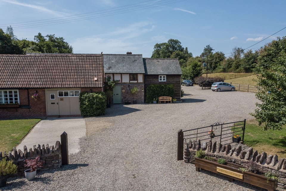 4 properties at the Forge 