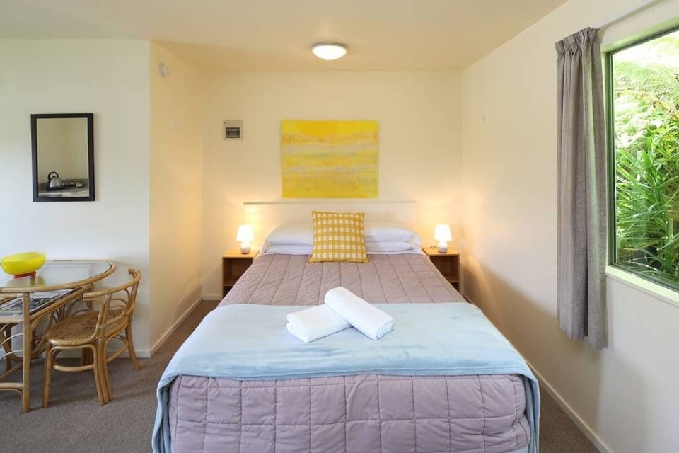 Peaceful, and Comfy Self Contained Garden Studios