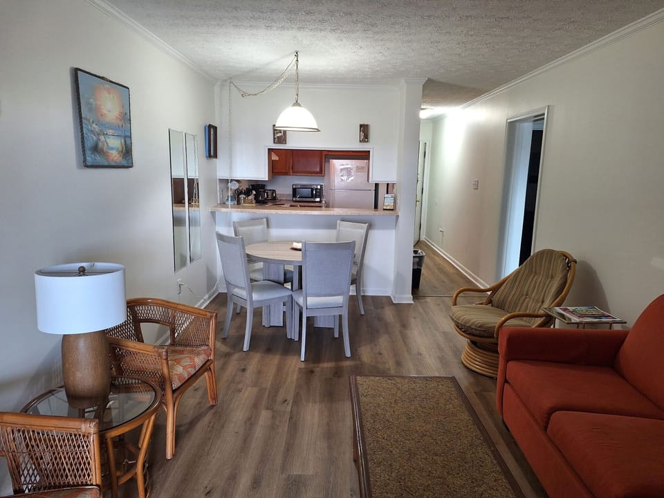 Dining-Area2