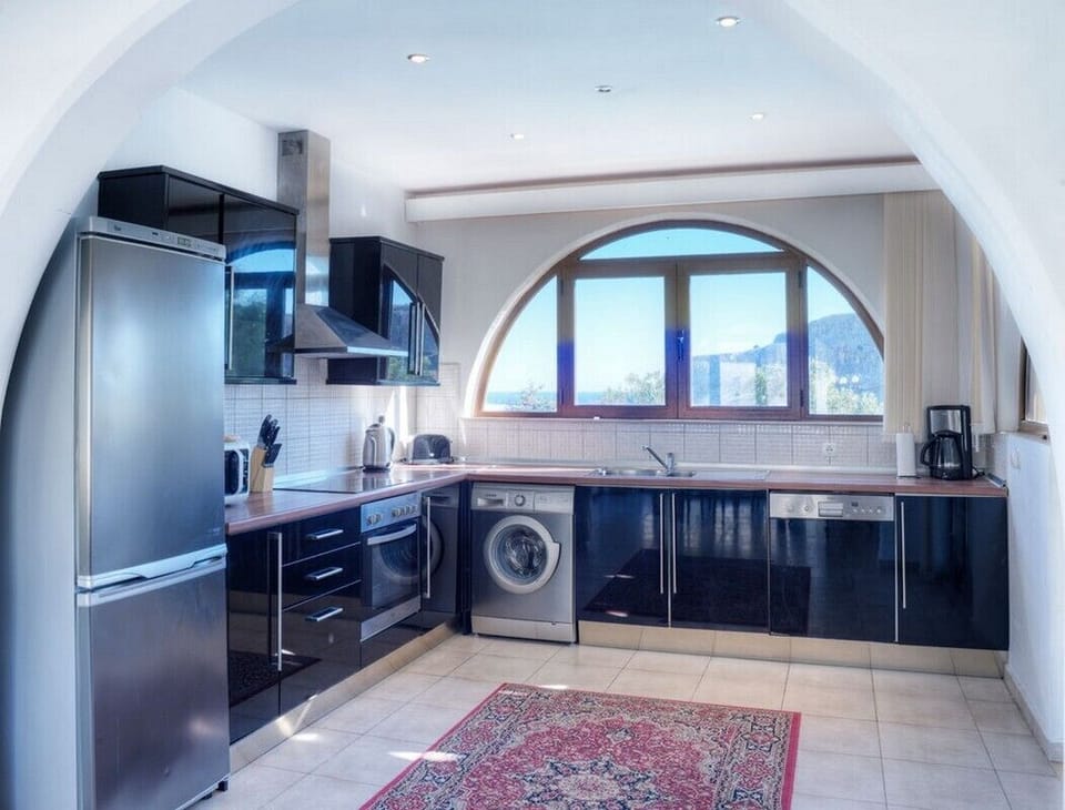 Kitchen Area with spectacular views