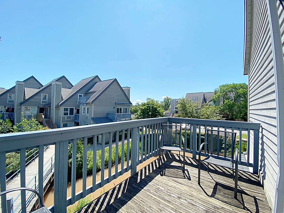 Main floor balcony