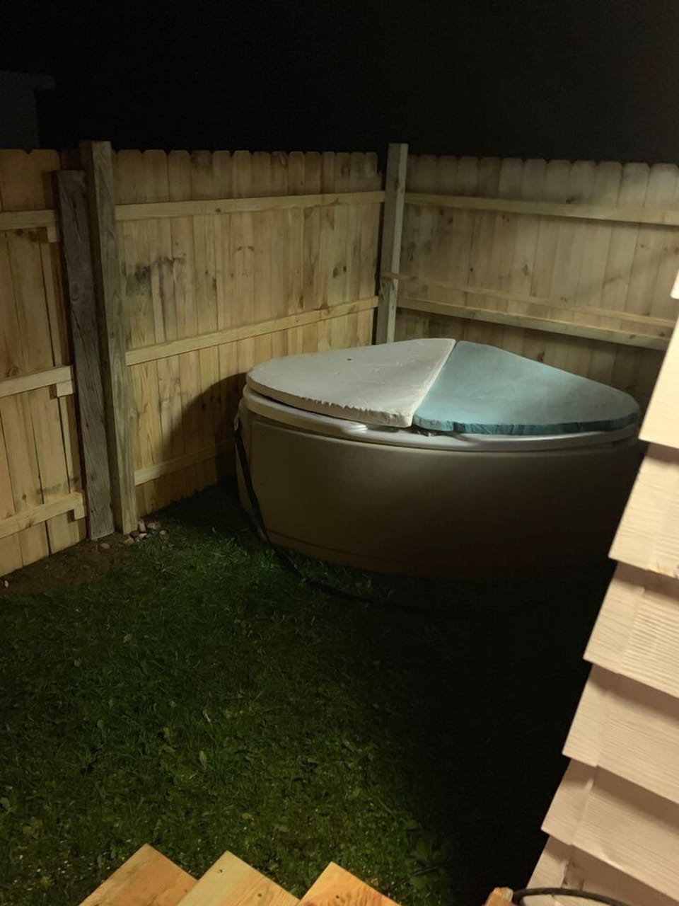 Hot tub