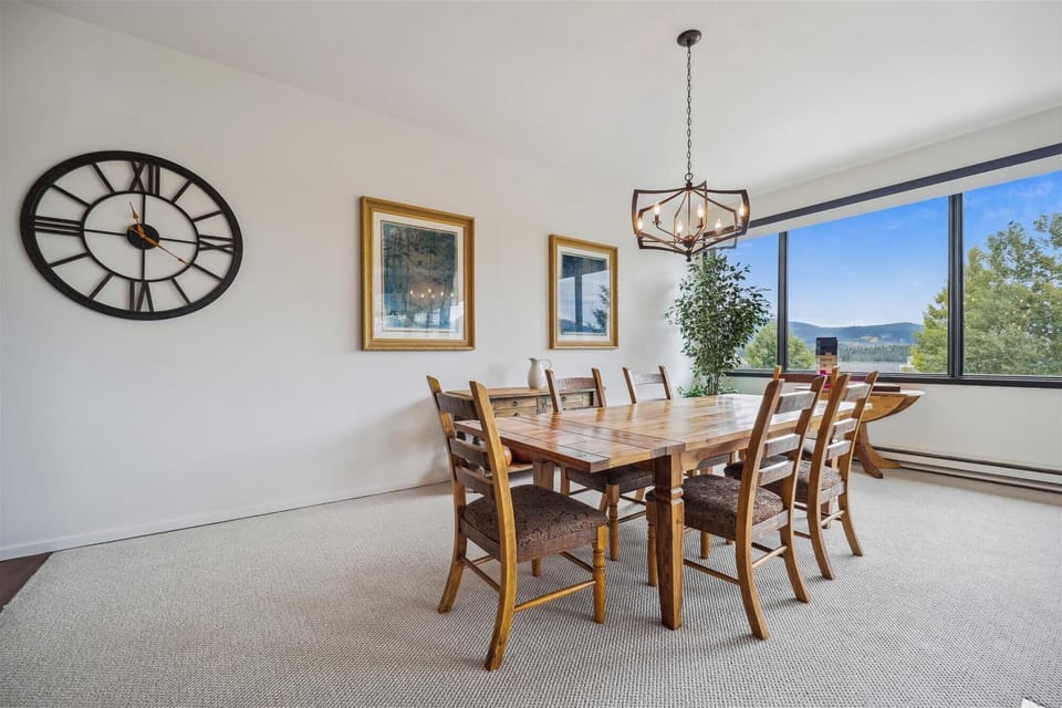 Dining Area - Bella Vista - Dillon Vacation Rental