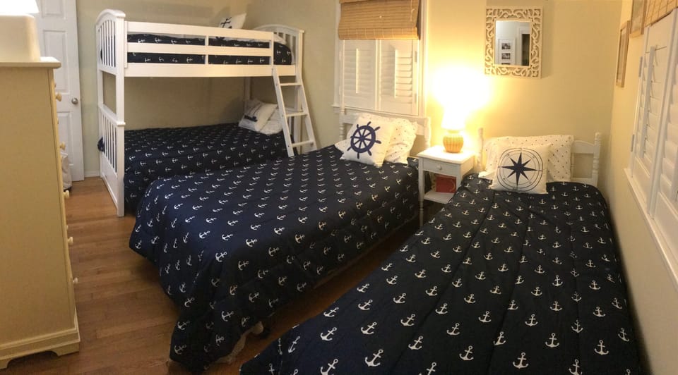 New Bunk Beds n 2021 and 2 Newer Twins