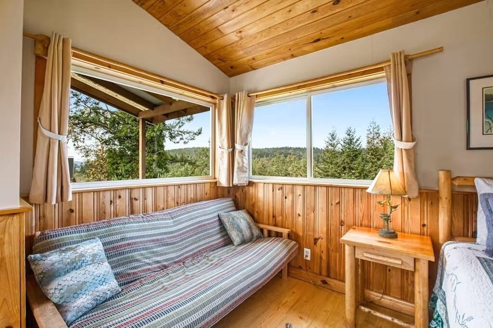 Bluff20Futon