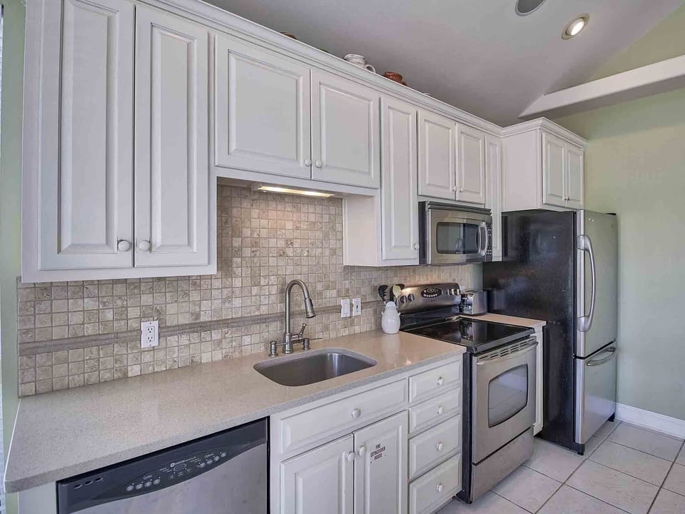 Destiny Beach Villas 7A Kitchen