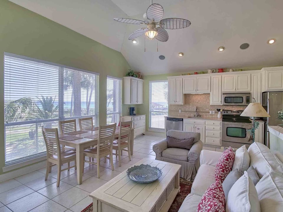 Destiny Beach Villas 7A Living Room