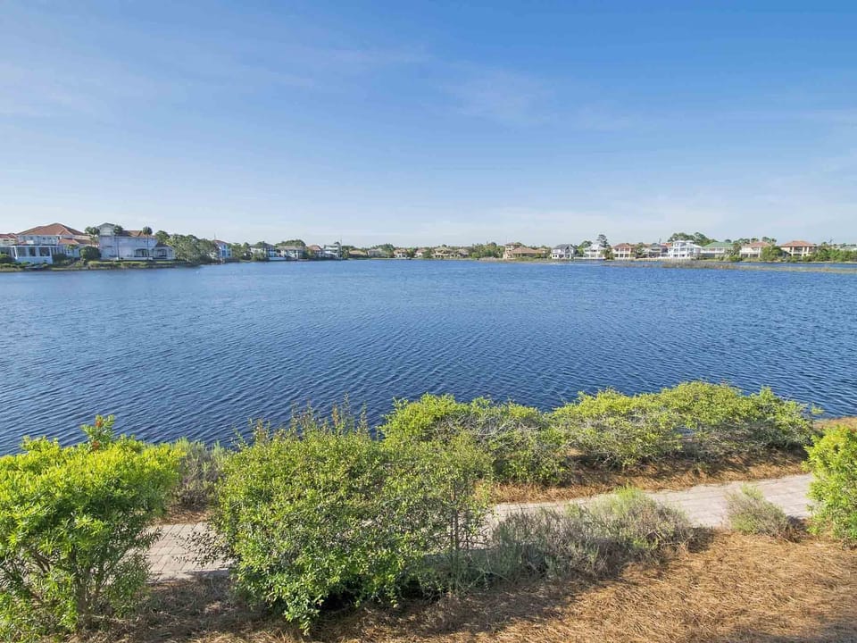 Destiny Beach Villas 7B Lake View
