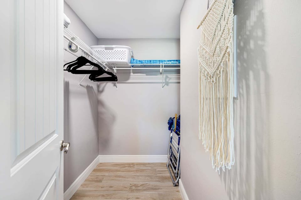 Master Bedroom Closet