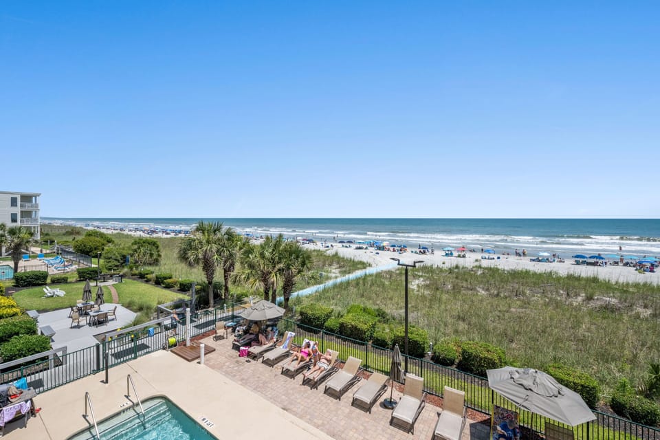 Private Oceanfront Balcony