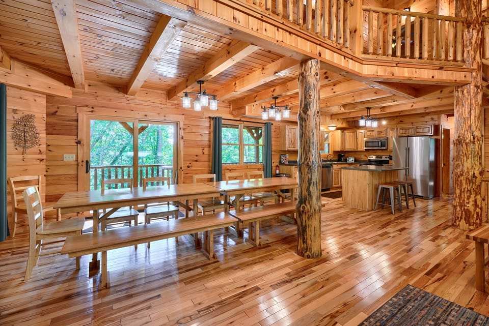 dining table to fit everyone