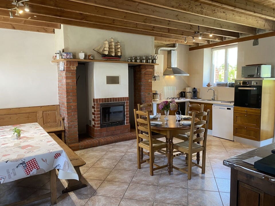 Furniture, Flooring, Interior Design, Wood, Ceiling, Kitchen, Floor, Chair, Cabinetry, Room