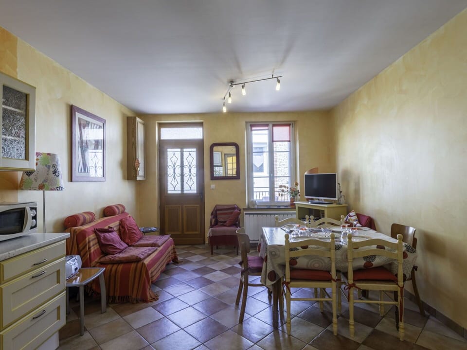 Picture Frame, Furniture, Property, Table, Cabinetry, Window, Wood, Interior Design, Flooring, Chair