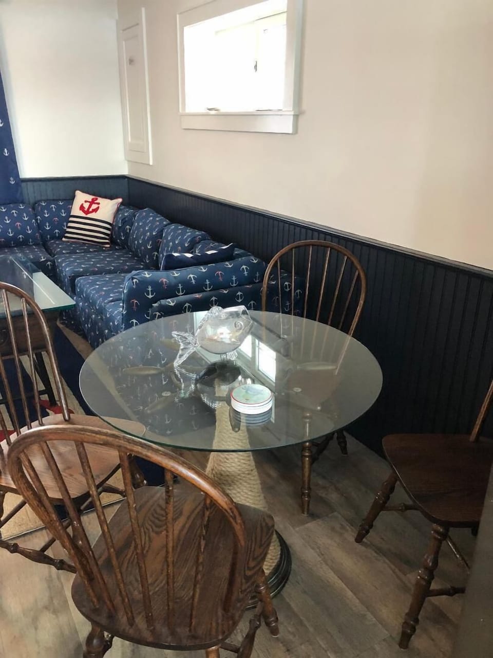 Nice nautical dinette